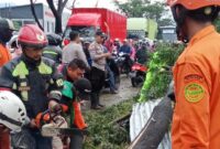 Angin puting beliung yang terjadi menerjang wilayah Kabupaten Sumedang dan Bandung. (Dok. BNPB)