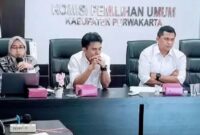 KPU melaksanakan kegiatan persiapan penandatanganan pakta integritas sekretariat PPS. (Dok. Dok. Haipurwakarta.com/ Fuljo)